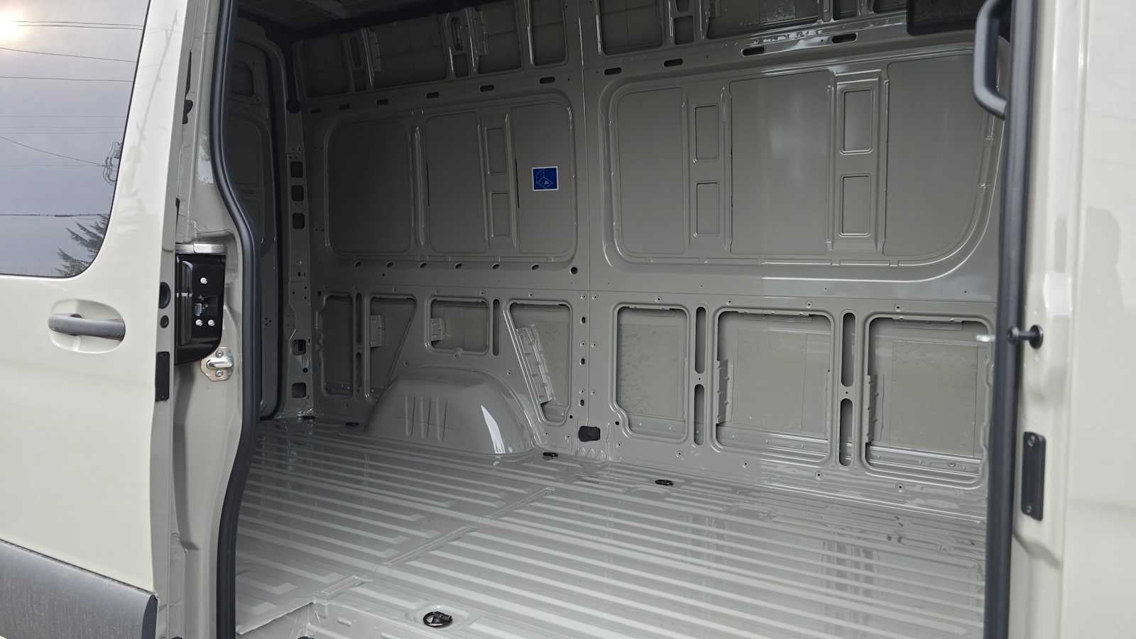 2026 Mercedes-Benz Sprinter 2500 Standard Roof I4 Diesel HO 144" AWD