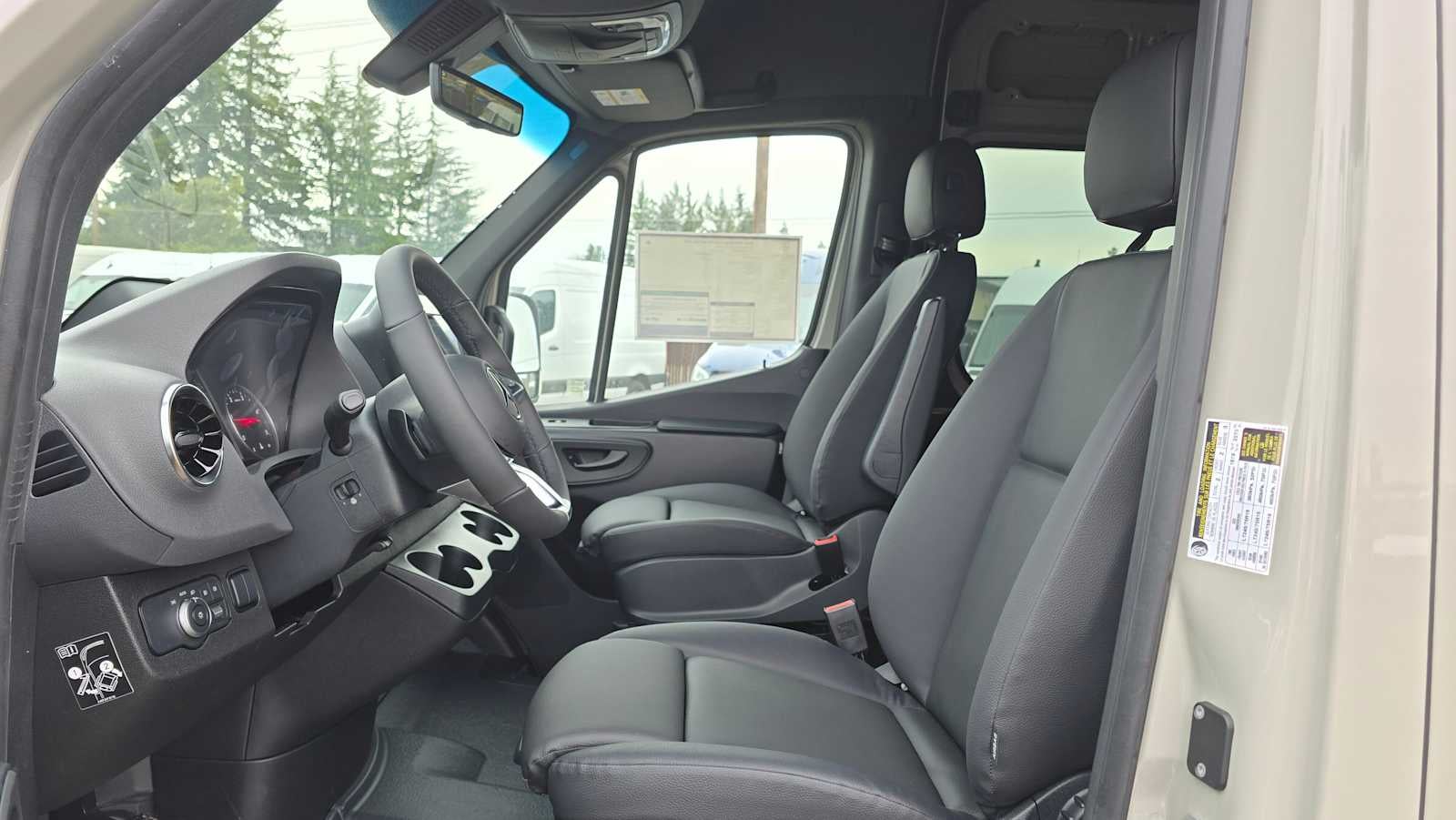 2026 Mercedes-Benz Sprinter 2500 Standard Roof I4 Diesel HO 144" AWD