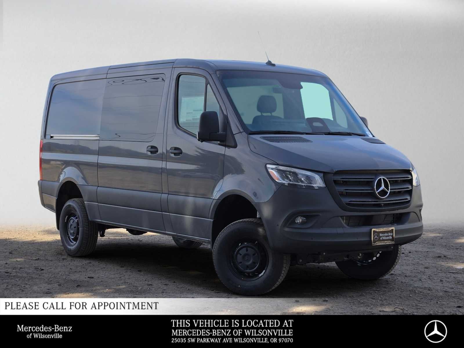 2026 Mercedes-Benz Sprinter Crew 2500 Standard Roof I4 Diesel HO 144 AWD