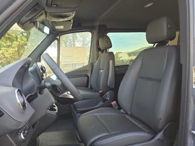 2026 Mercedes-Benz Sprinter Crew 2500 Standard Roof I4 Diesel HO 144 AWD