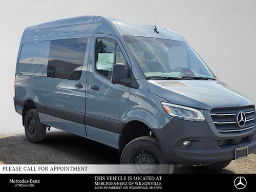 2026 Mercedes-Benz Sprinter Crew 2500 Standard Roof I4 Diesel HO 144 AWD