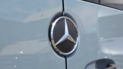 2026 Mercedes-Benz Sprinter Crew 2500 Standard Roof I4 Diesel HO 144 AWD