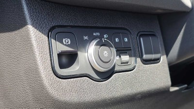 2026 Mercedes-Benz Sprinter Crew 2500 Standard Roof I4 Diesel HO 144 AWD
