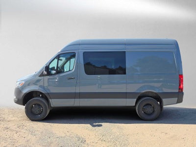 2026 Mercedes-Benz Sprinter Crew 2500 Standard Roof I4 Diesel HO 144 AWD
