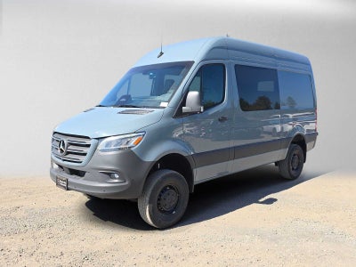 2026 Mercedes-Benz Sprinter Crew 2500 Standard Roof I4 Diesel HO 144 AWD