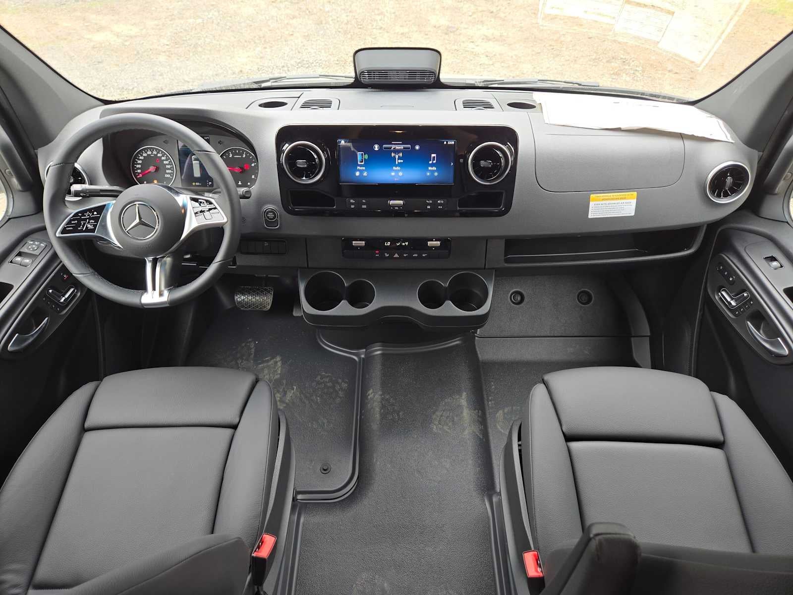 2026 Mercedes-Benz Sprinter Crew 2500 Standard Roof I4 Diesel HO 144 AWD
