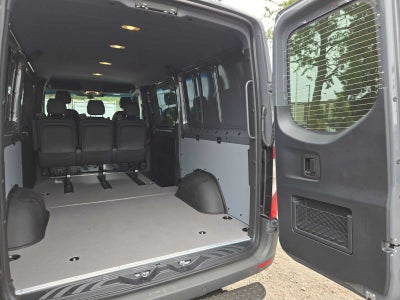 2026 Mercedes-Benz Sprinter Crew 2500 Standard Roof I4 Diesel HO 144 AWD