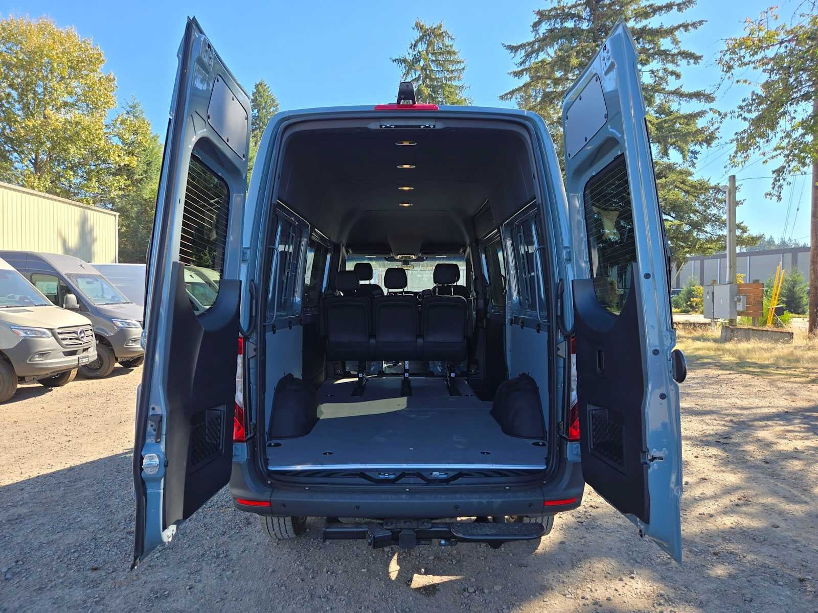 2026 Mercedes-Benz Sprinter Crew 2500 Standard Roof I4 Diesel HO 144 AWD