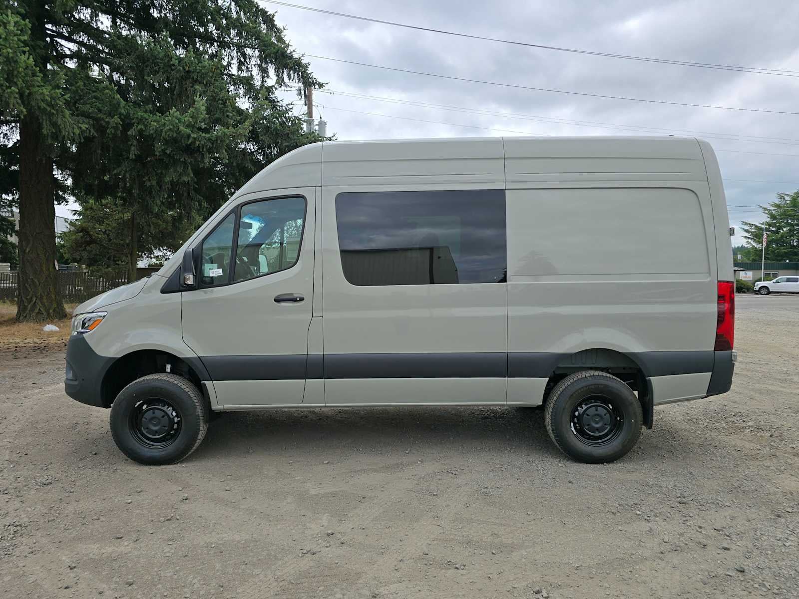 2026 Mercedes-Benz Sprinter 2500 Standard Roof I4 Diesel HO 144 AWD