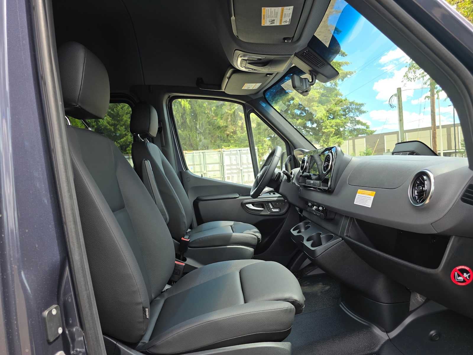 2026 Mercedes-Benz Sprinter 2500 Standard Roof I4 Diesel HO 144 AWD