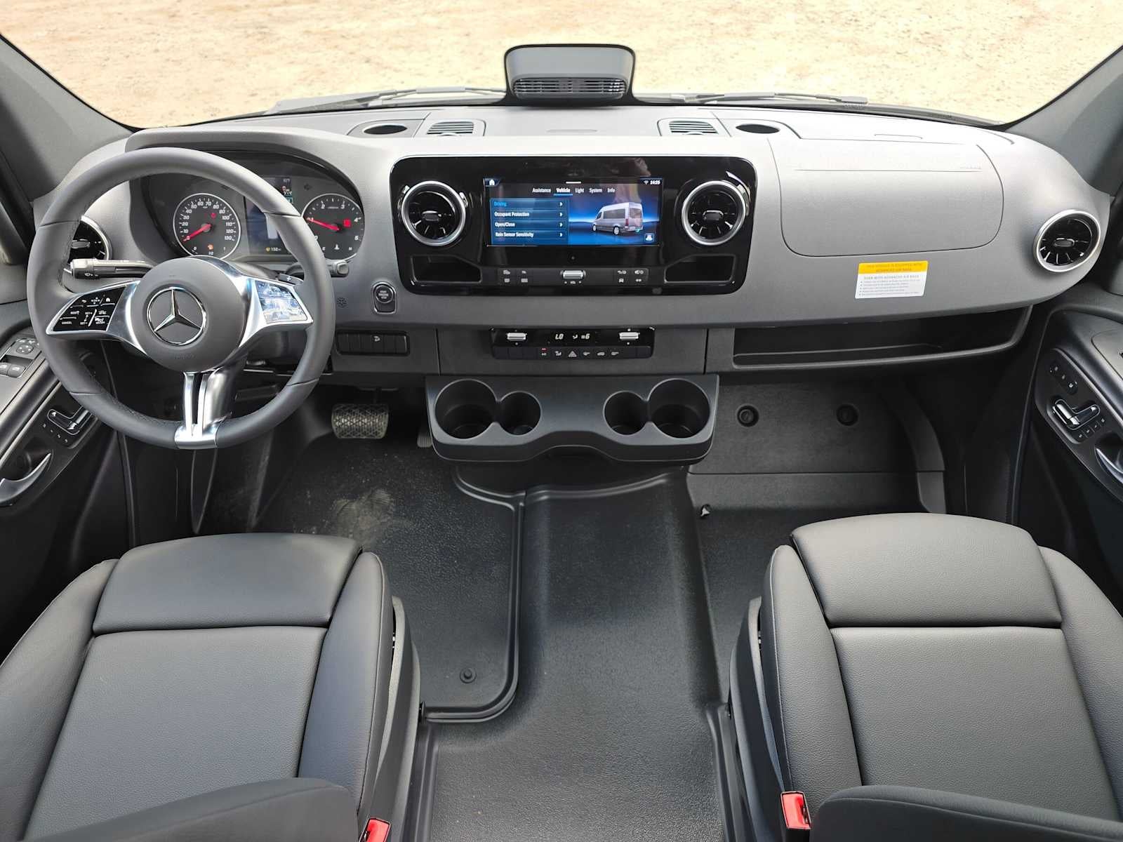 2026 Mercedes-Benz Sprinter 2500 Standard Roof I4 Diesel HO 144 AWD