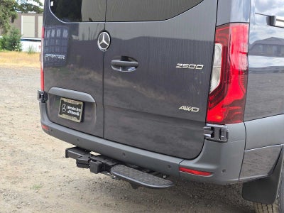 2026 Mercedes-Benz Sprinter 2500 Standard Roof I4 Diesel HO 144 AWD