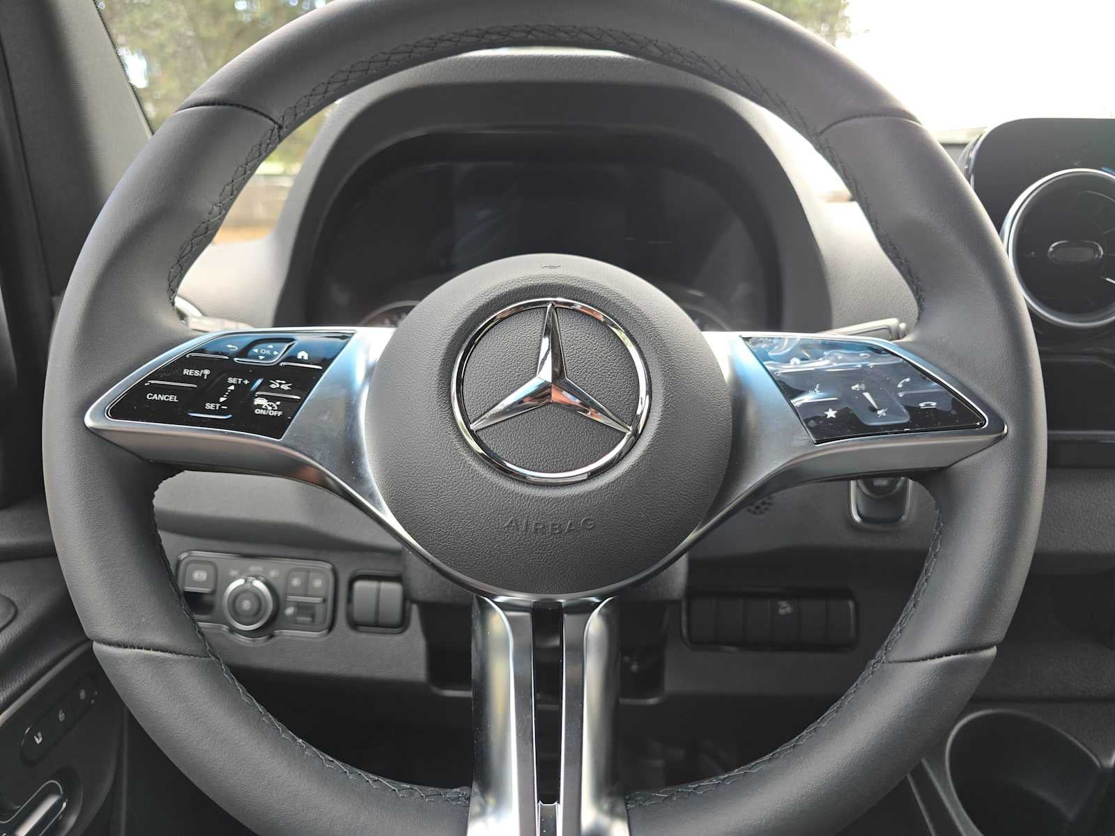 2026 Mercedes-Benz Sprinter 2500 Standard Roof I4 Diesel HO 144 AWD