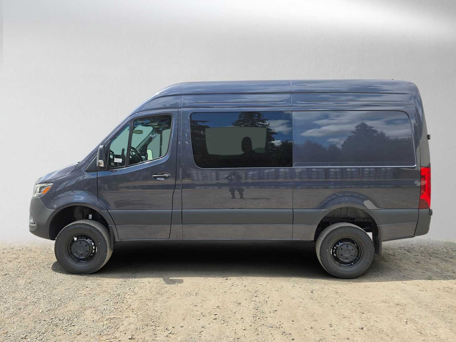 2026 Mercedes-Benz Sprinter 2500 Standard Roof I4 Diesel HO 144 AWD