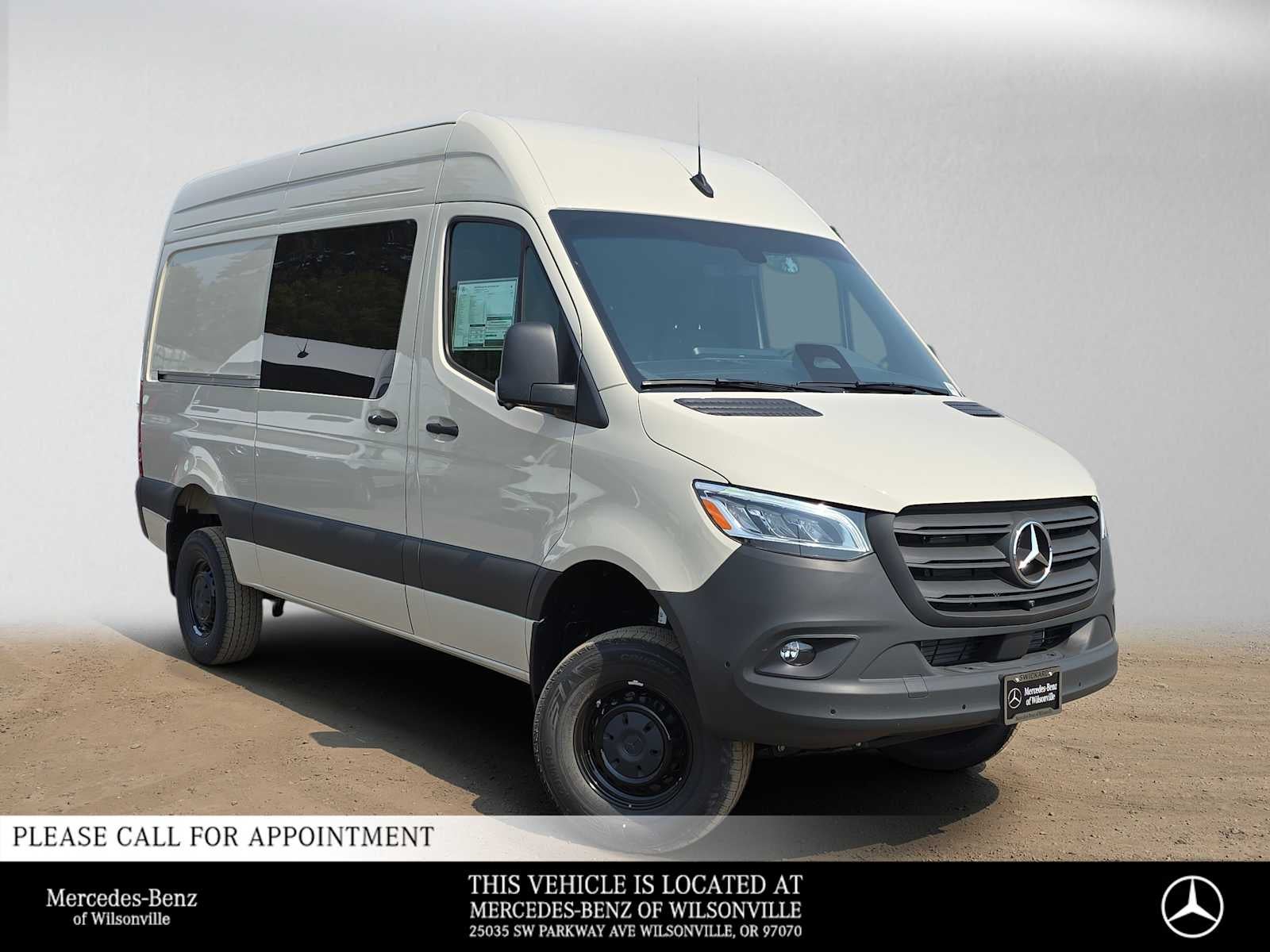 2026 Mercedes-Benz Sprinter Cargo 2500 Standard Roof I4 Diesel HO 144 AWD