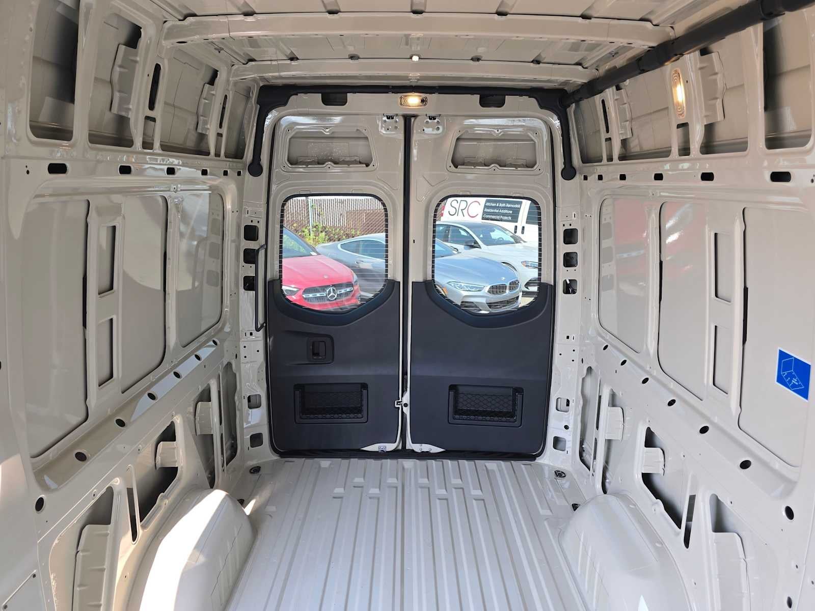 2026 Mercedes-Benz Sprinter Cargo 2500 Standard Roof I4 Diesel HO 144 AWD