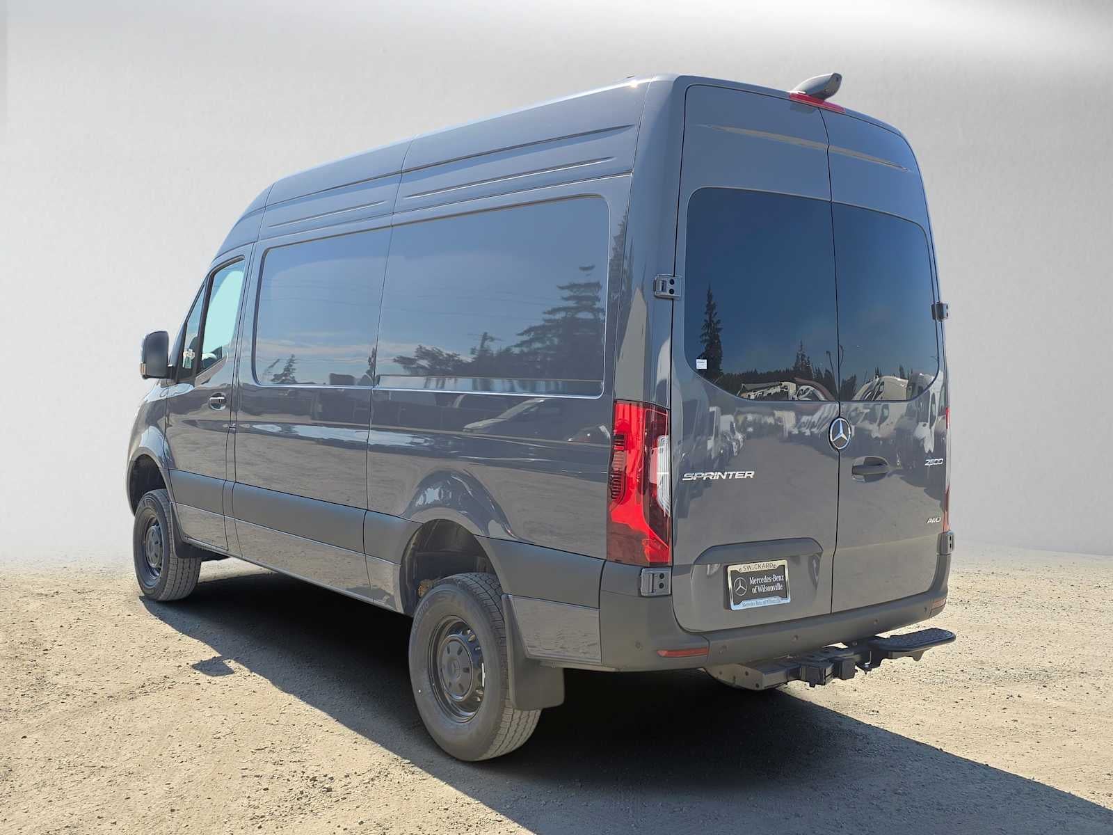 2026 Mercedes-Benz Sprinter Cargo 2500 Standard Roof I4 Diesel HO 144 AWD