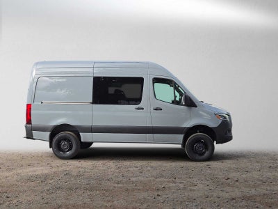 2026 Mercedes-Benz Sprinter Crew 2500 Standard Roof I4 Diesel HO 144 AWD