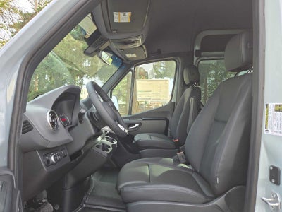 2026 Mercedes-Benz Sprinter Crew 2500 Standard Roof I4 Diesel HO 144 AWD