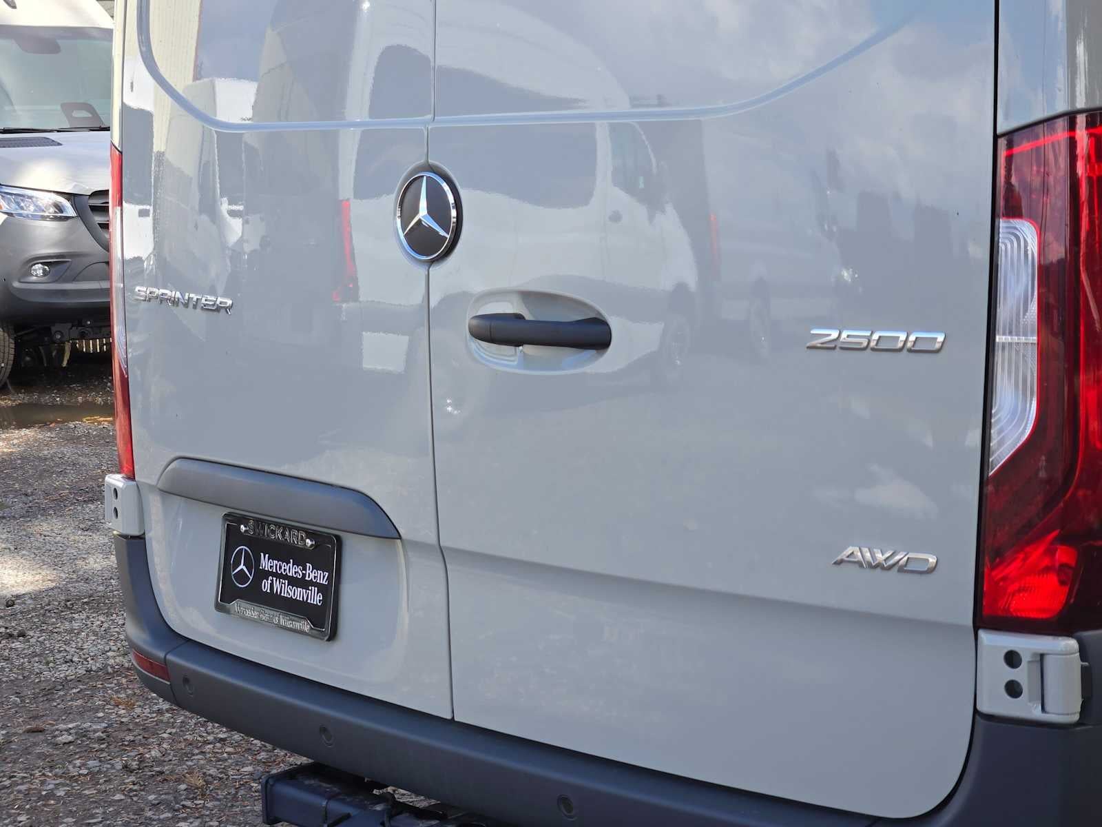 2026 Mercedes-Benz Sprinter Cargo 2500 Standard Roof I4 Diesel HO 144 AWD