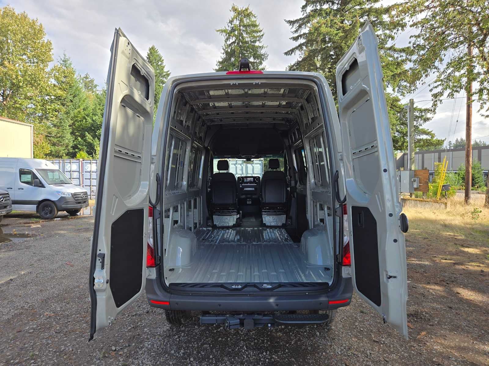 2026 Mercedes-Benz Sprinter Cargo 2500 Standard Roof I4 Diesel HO 144 AWD