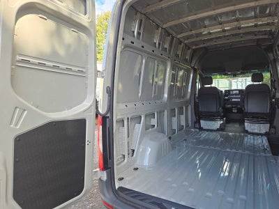 2026 Mercedes-Benz Sprinter Cargo 2500 Standard Roof I4 Diesel HO 144 AWD