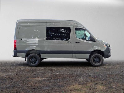 2026 Mercedes-Benz Sprinter Cargo 2500 Standard Roof I4 Diesel HO 144 AWD