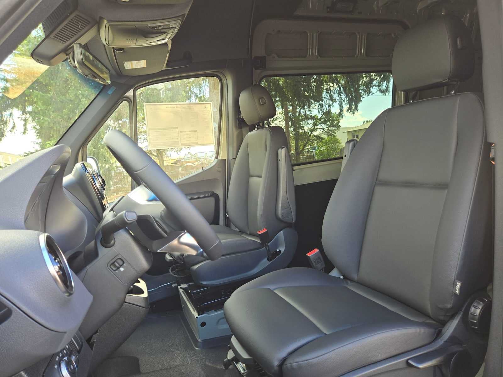 2026 Mercedes-Benz Sprinter Cargo 2500 Standard Roof I4 Diesel HO 144 AWD