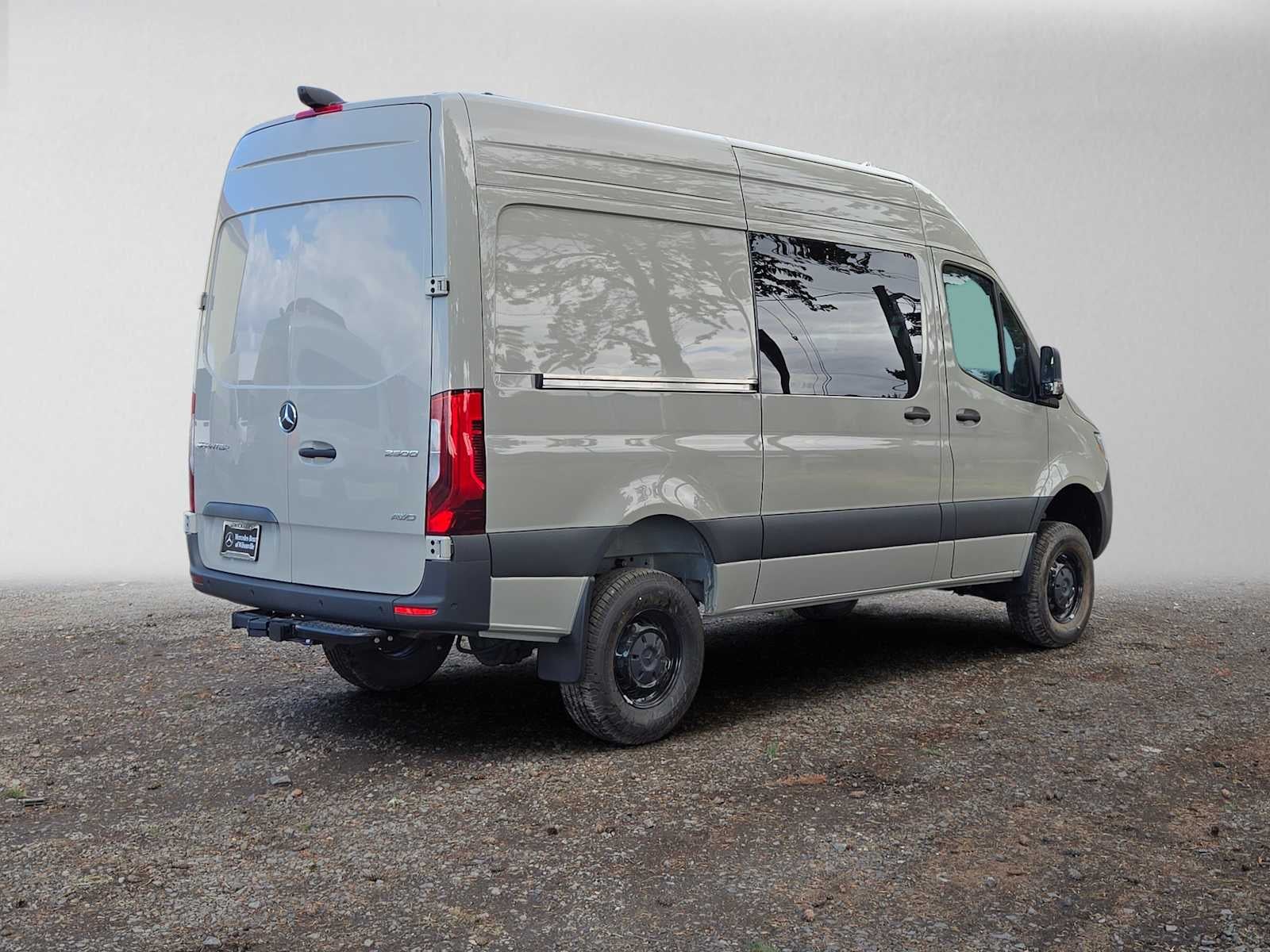 2026 Mercedes-Benz Sprinter Cargo 2500 Standard Roof I4 Diesel HO 144 AWD