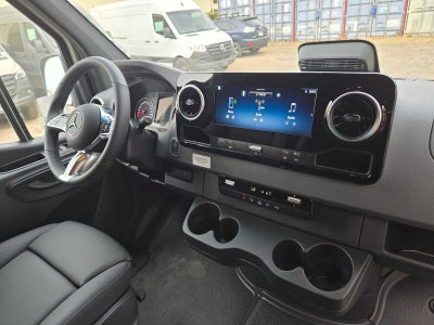 2026 Mercedes-Benz Sprinter Cargo 2500 Standard Roof I4 Diesel HO 144 AWD