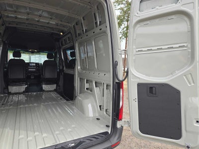2026 Mercedes-Benz Sprinter Cargo 2500 Standard Roof I4 Diesel HO 144 AWD