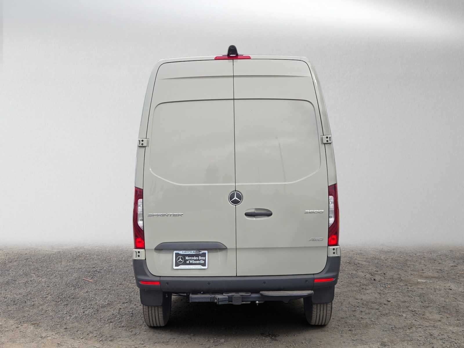 2026 Mercedes-Benz Sprinter Cargo 2500 Standard Roof I4 Diesel HO 144 AWD