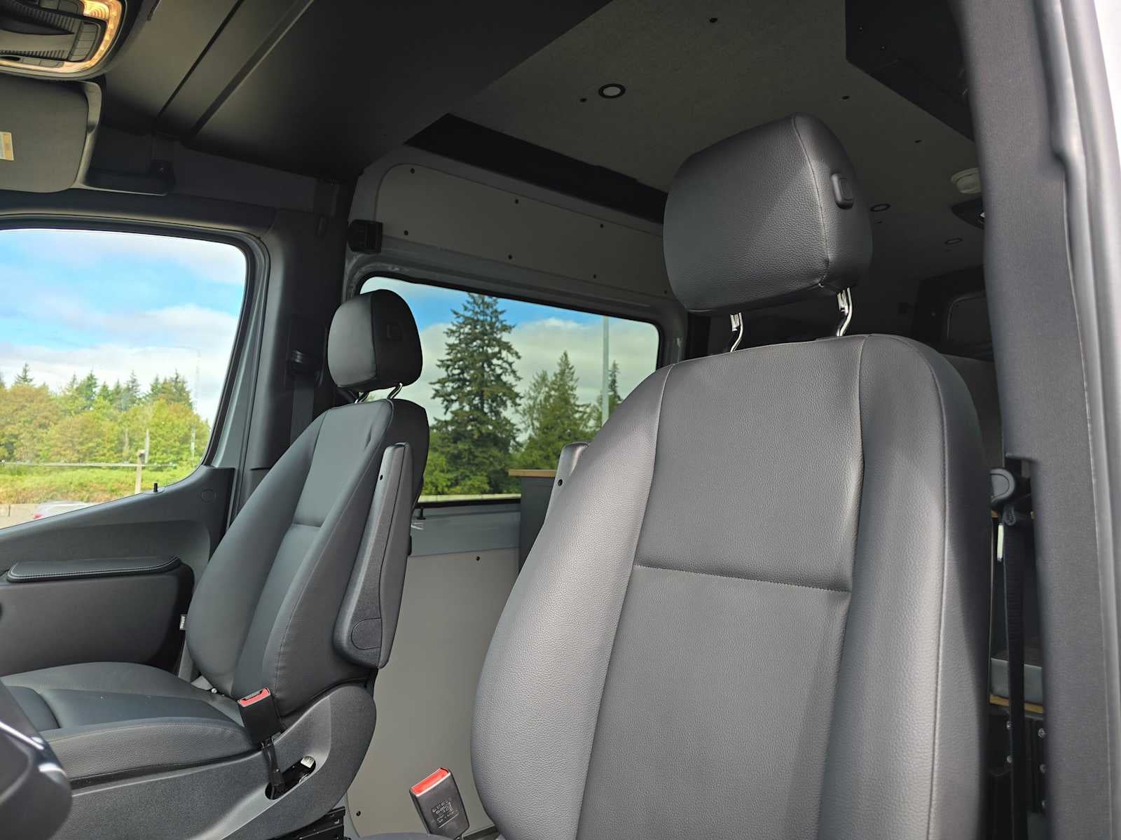 2026 Mercedes-Benz Sprinter Cargo 2500 Standard Roof I4 Diesel HO 144 AWD