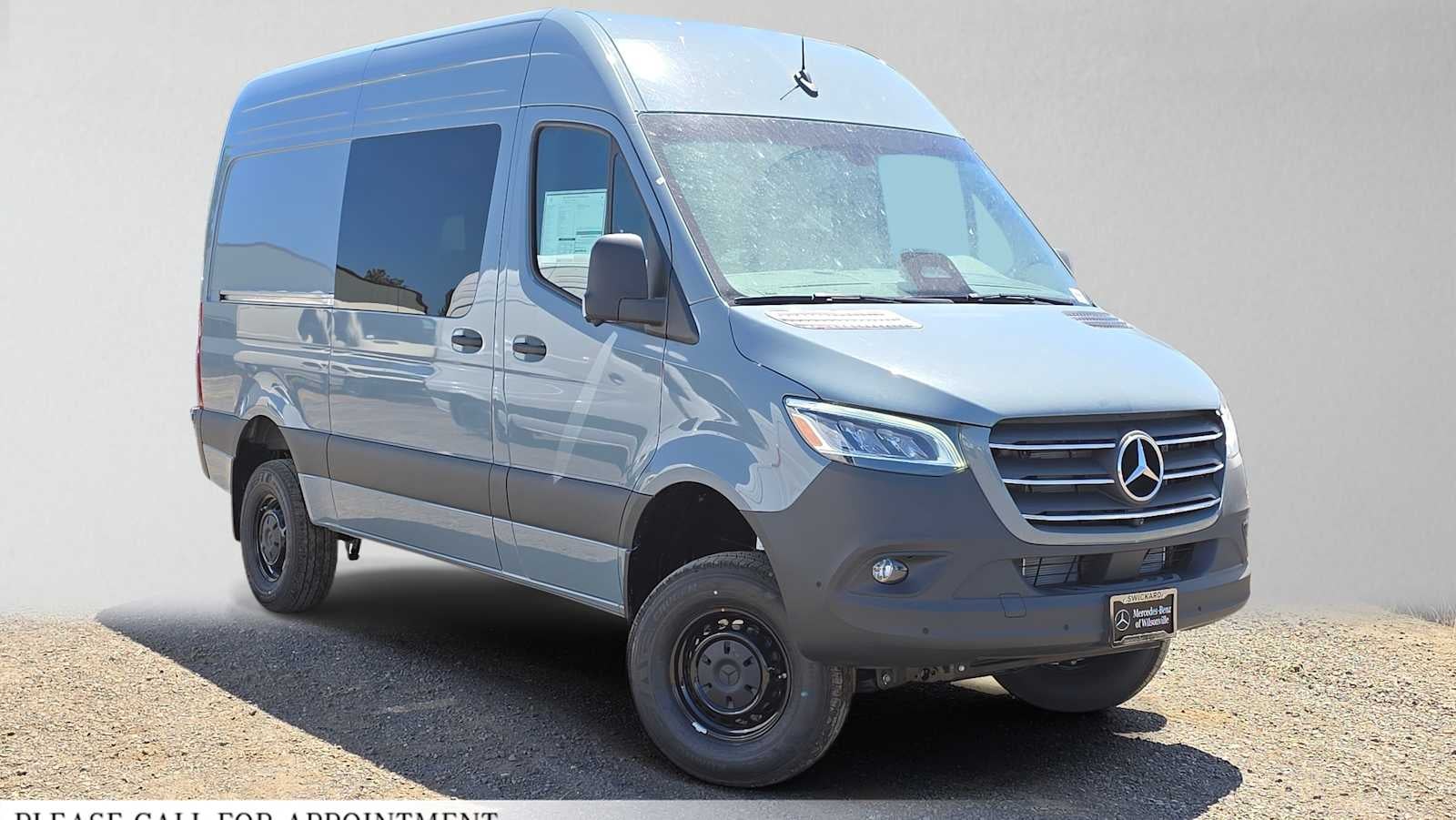 2026 Mercedes-Benz Sprinter 2500 Standard Roof I4 Diesel HO 144 AWD