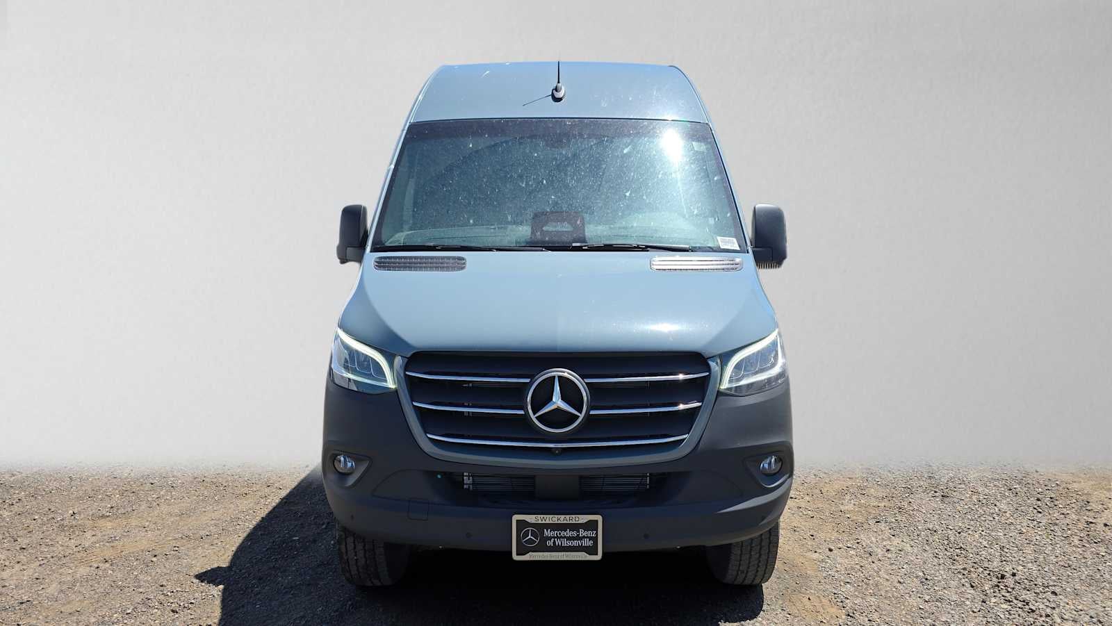 2026 Mercedes-Benz Sprinter 2500 Standard Roof I4 Diesel HO 144 AWD