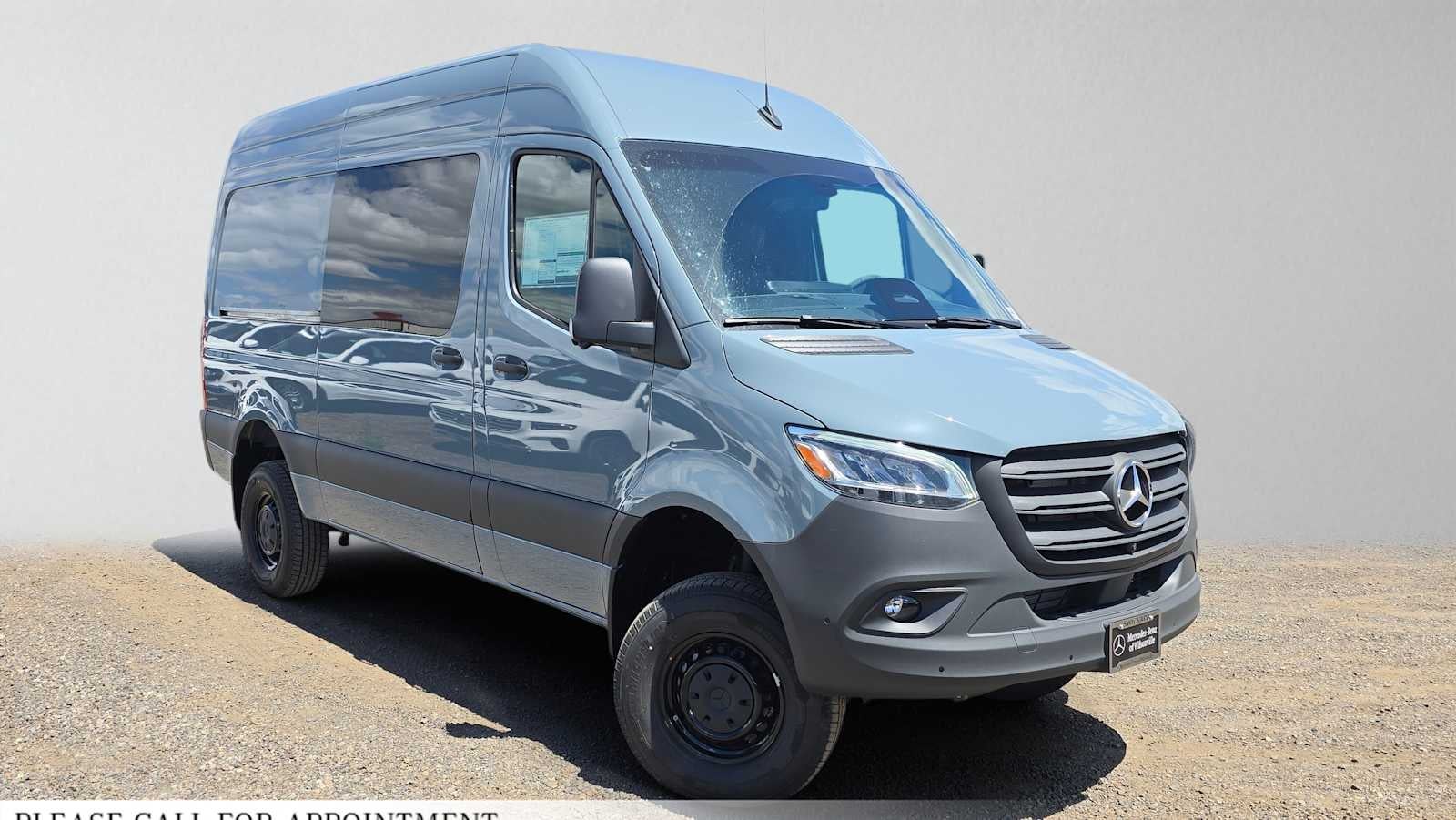 2026 Mercedes-Benz Sprinter 2500 Standard Roof I4 Diesel HO 144 AWD