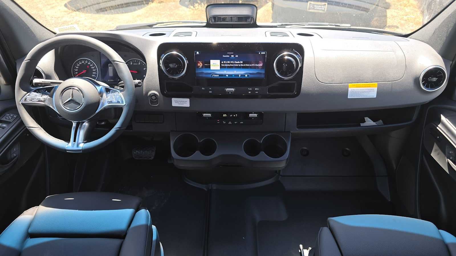 2026 Mercedes-Benz Sprinter 2500 Standard Roof I4 Diesel HO 144 AWD