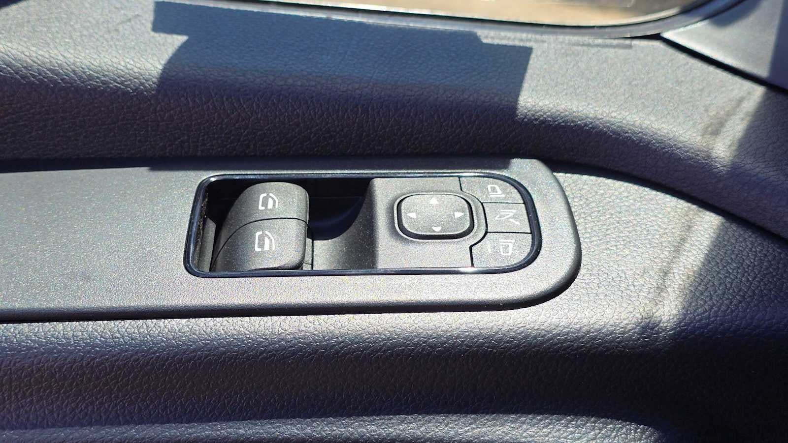 2026 Mercedes-Benz Sprinter 2500 Standard Roof I4 Diesel HO 144 AWD