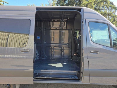 2026 Mercedes-Benz Sprinter 2500 Standard Roof I4 Diesel HO 144 AWD