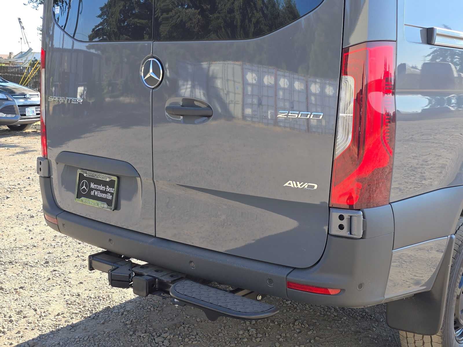 2026 Mercedes-Benz Sprinter 2500 Standard Roof I4 Diesel HO 144 AWD