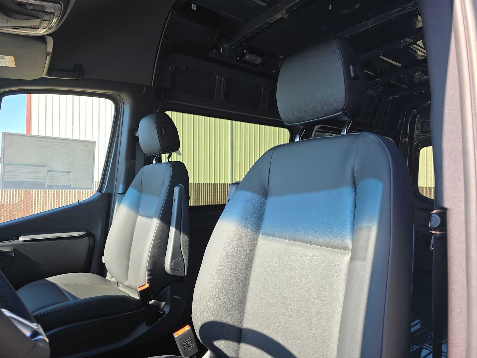 2026 Mercedes-Benz Sprinter 2500 Standard Roof I4 Diesel HO 144 AWD