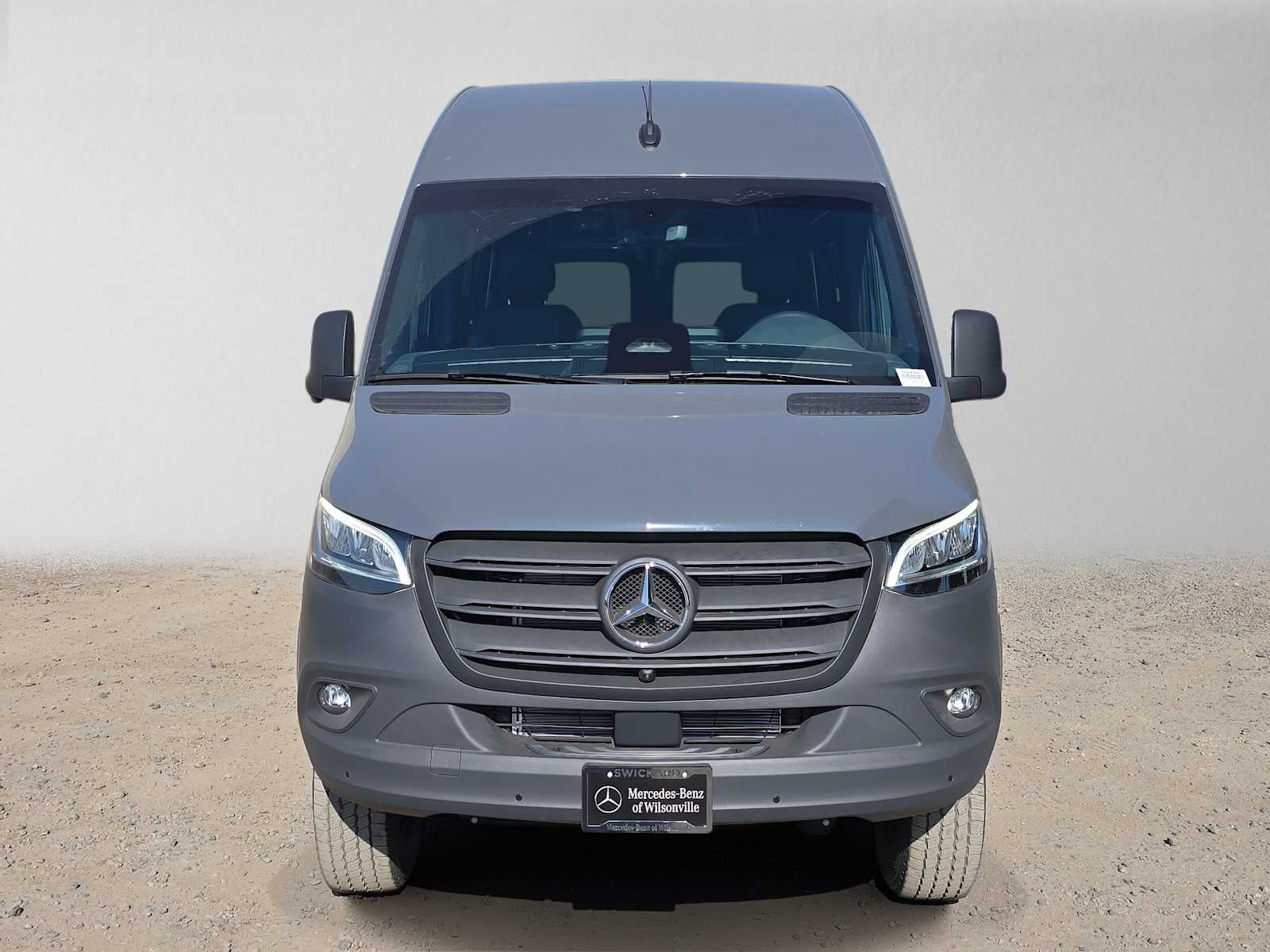 2026 Mercedes-Benz Sprinter 2500 Standard Roof I4 Diesel HO 144 AWD