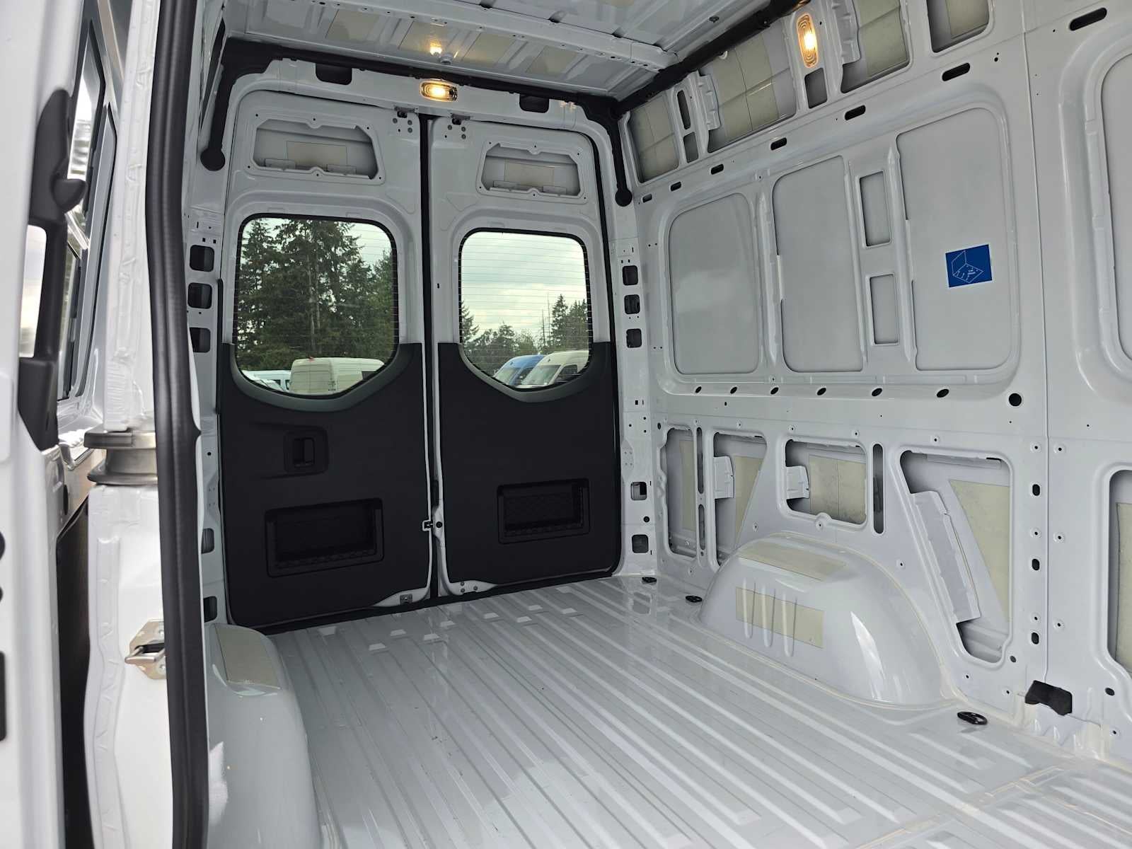 2026 Mercedes-Benz Sprinter Cargo 2500 Standard Roof I4 Diesel HO 144 AWD