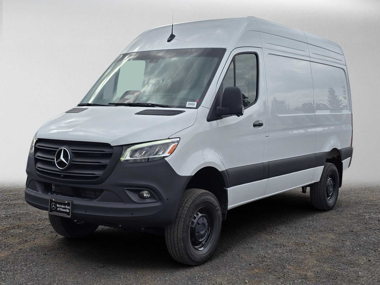 2026 Mercedes-Benz Sprinter Cargo 2500 Standard Roof I4 Diesel HO 144 AWD