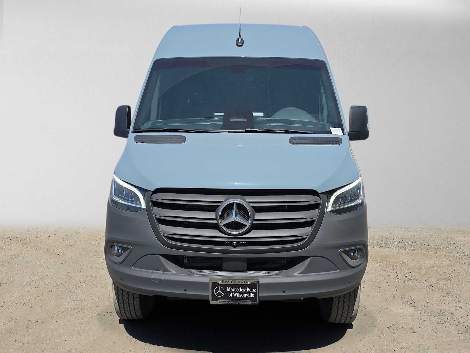 2026 Mercedes-Benz Sprinter Cargo 2500 Standard Roof I4 Diesel HO 144 AWD