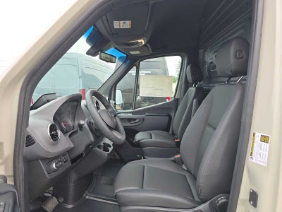 2026 Mercedes-Benz Sprinter Crew 2500 Standard Roof I4 Diesel HO 144 AWD