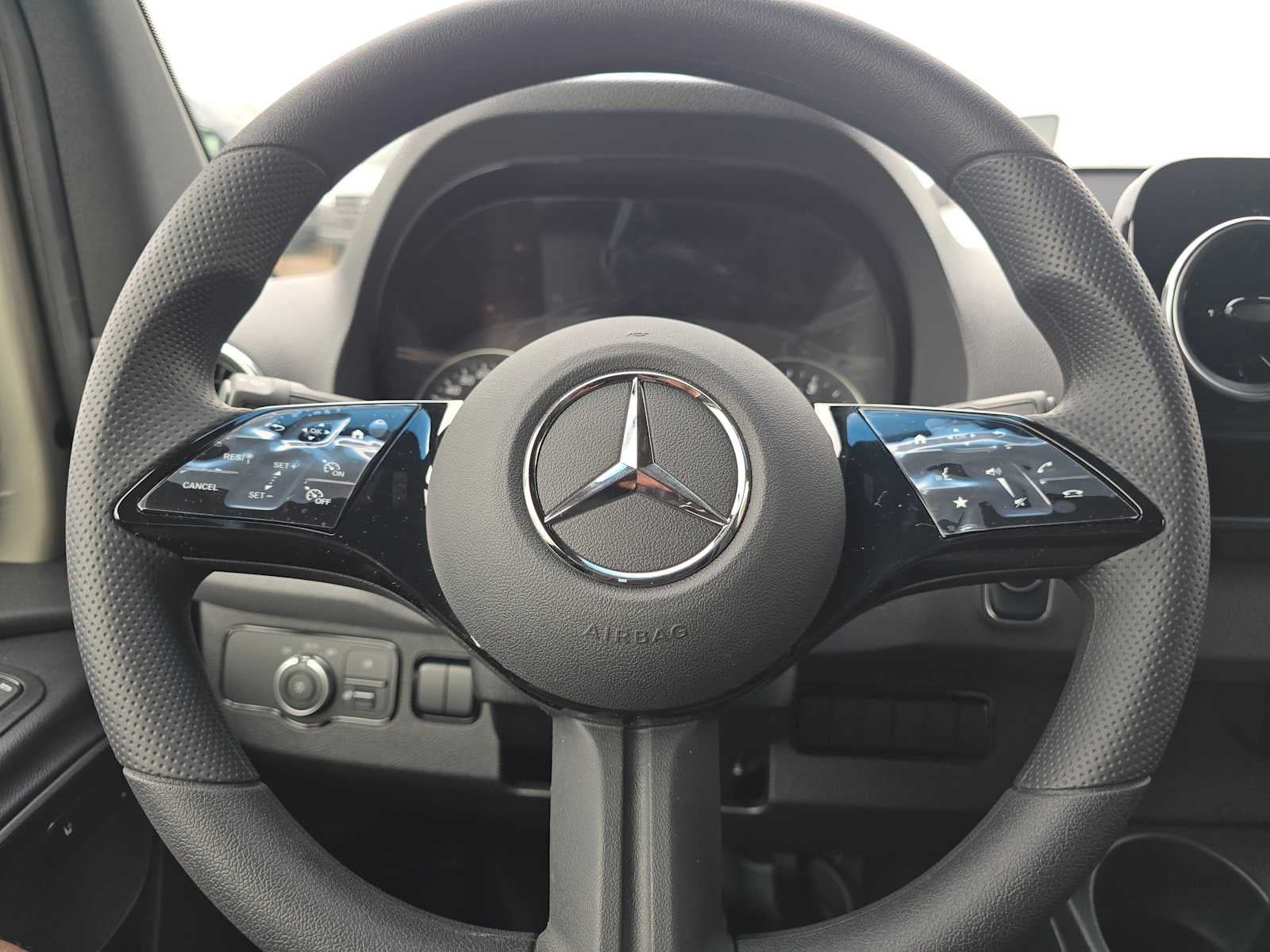 2026 Mercedes-Benz Sprinter Crew 2500 Standard Roof I4 Diesel HO 144 AWD