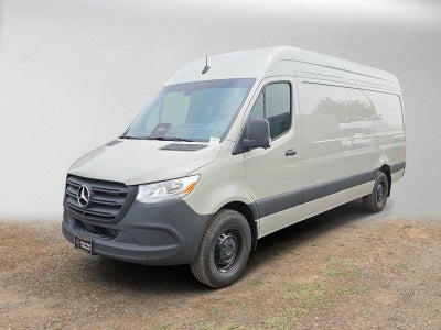 2026 Mercedes-Benz Sprinter Crew 2500 Standard Roof I4 Diesel HO 144 AWD