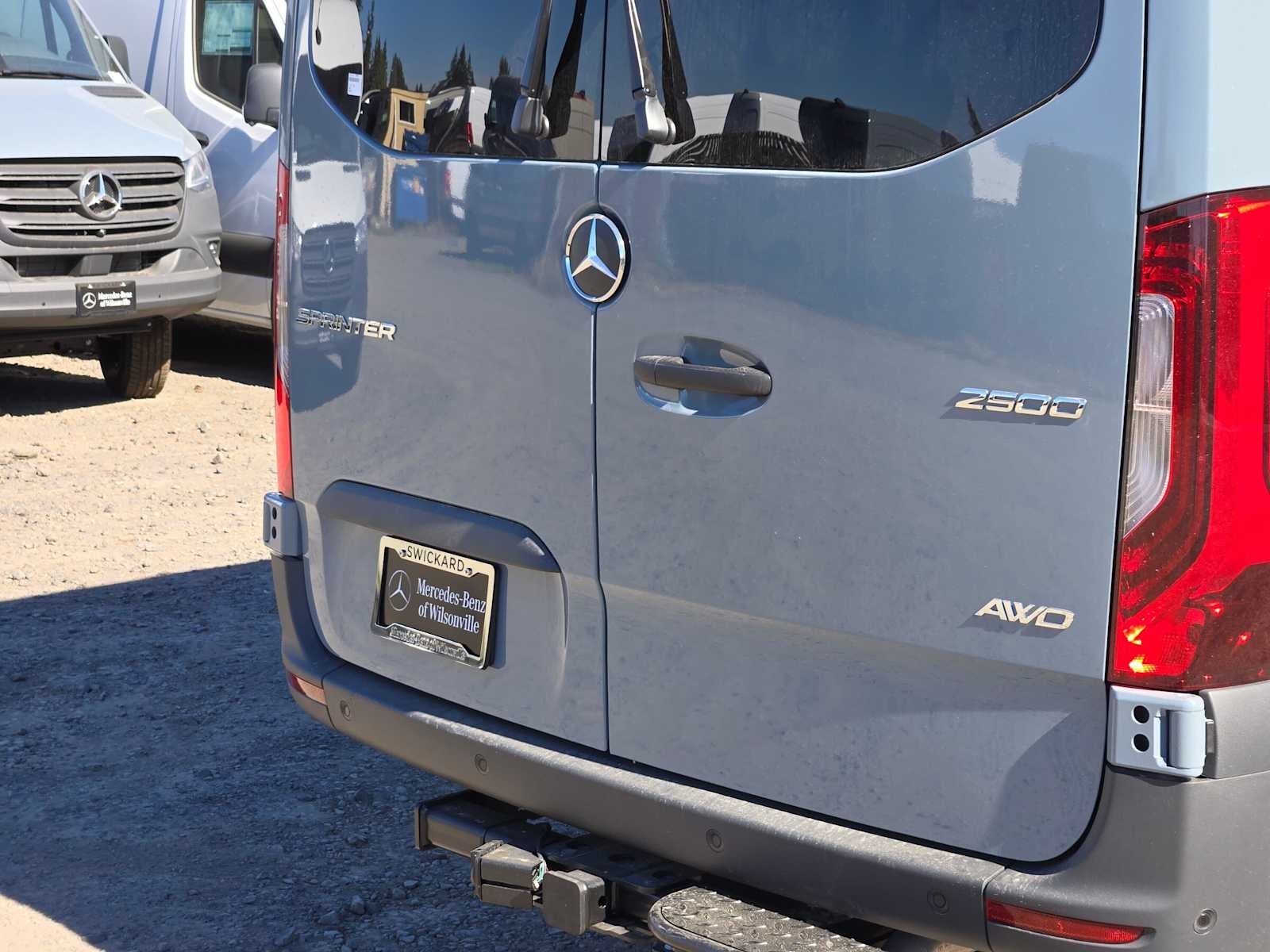 2026 Mercedes-Benz Sprinter Crew 2500 Standard Roof I4 Diesel HO 144 AWD