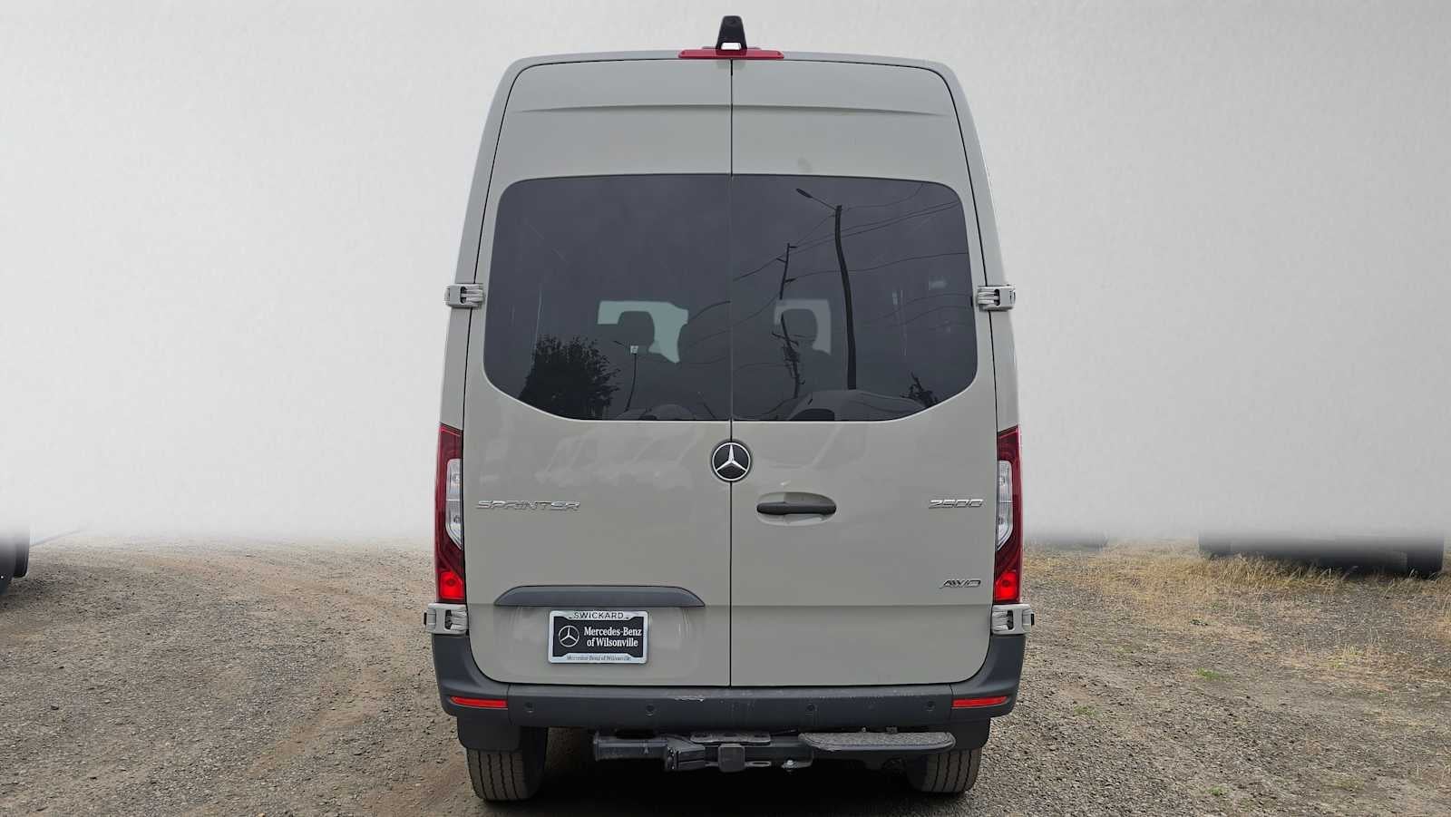 2026 Mercedes-Benz Sprinter 2500 Standard Roof I4 Diesel HO 144 AWD
